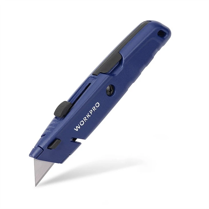 heavy-duty-retractable26185010850